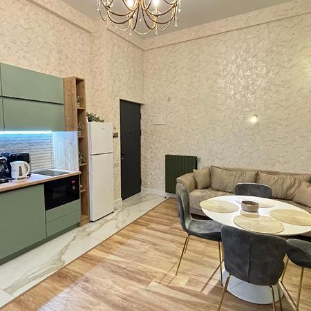 Made With Love Apartment Тбілісі Екстер'єр фото