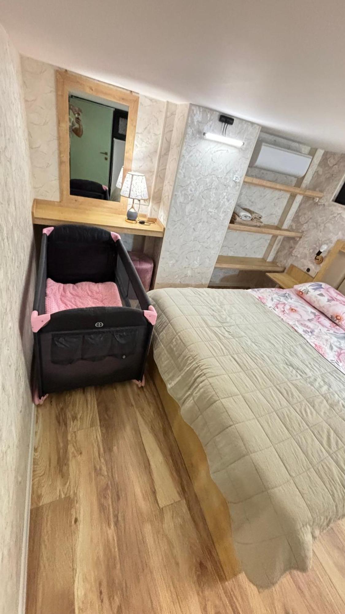 Made With Love Apartment Тбілісі Екстер'єр фото
